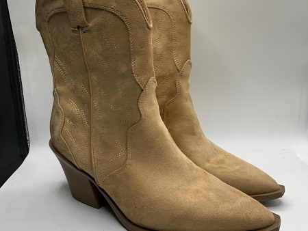 Boots Western By Universal Thread In Tan, Size: 9.5 Online now