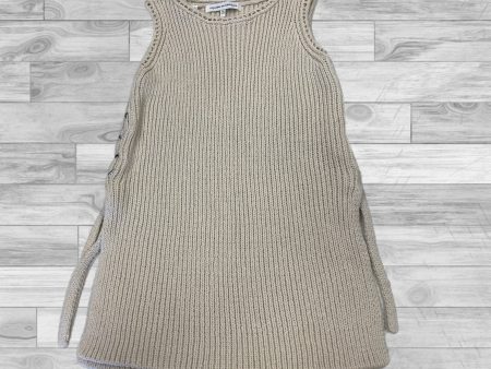 Top Sleeveless By Cupcakes And Cashmere In White, Size: M Cheap