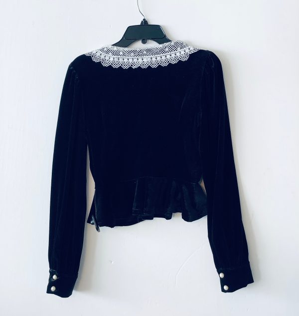 Top Long Sleeve By Clothes Mentor In Black & White, Size: Xs Hot on Sale