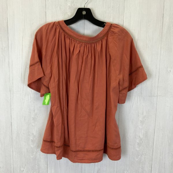 Top Short Sleeve By Old Navy In Peach, Size: L Discount