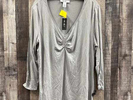 Top Long Sleeve By White House Black Market In Grey, Size: Xl For Sale