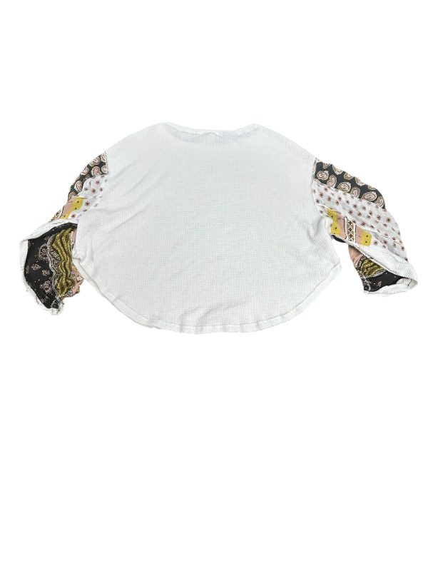 Top Long Sleeve By We The Free In White, Size: M Sale