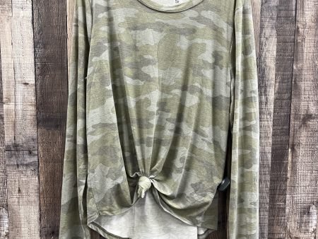 Top Long Sleeve By So In Camouflage Print, Size: Xxl For Sale