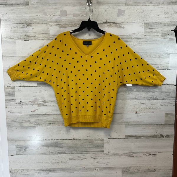 Top Short Sleeve By Premise In Yellow, Size: S Online Sale