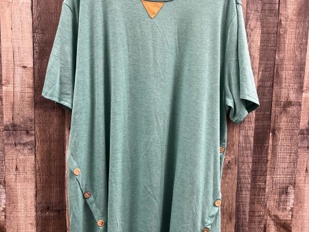 Top Short Sleeve By Cmf In Green, Size: 4x For Sale