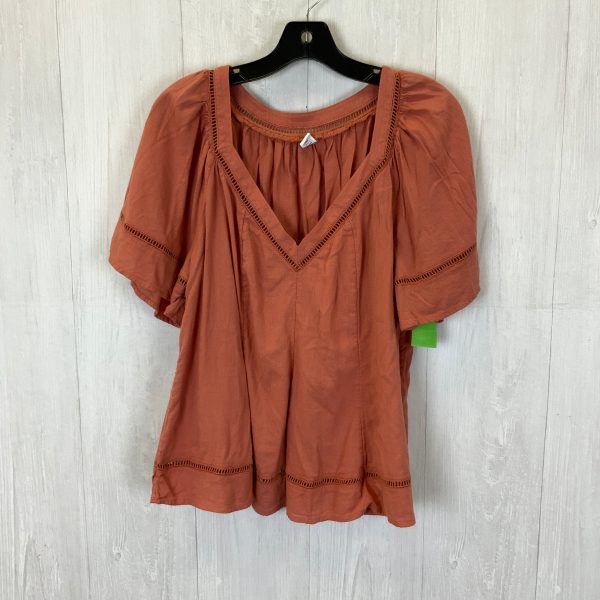 Top Short Sleeve By Old Navy In Peach, Size: L Discount