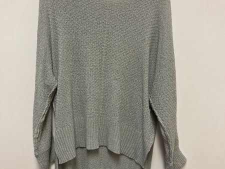 Tunic Long Sleeve By Clothes Mentor In Grey, Size: Osfm For Sale