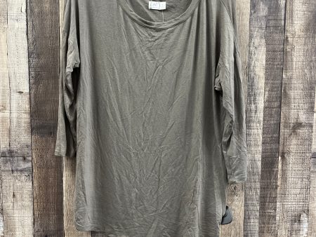 Top 3 4 Sleeve By Maurices In Green, Size: M on Sale