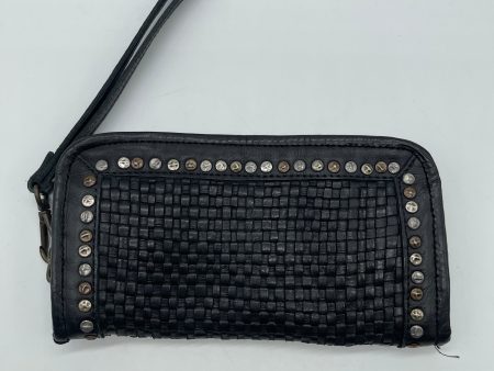 Wristlet Leather By Clothes Mentor, Size: Large Hot on Sale