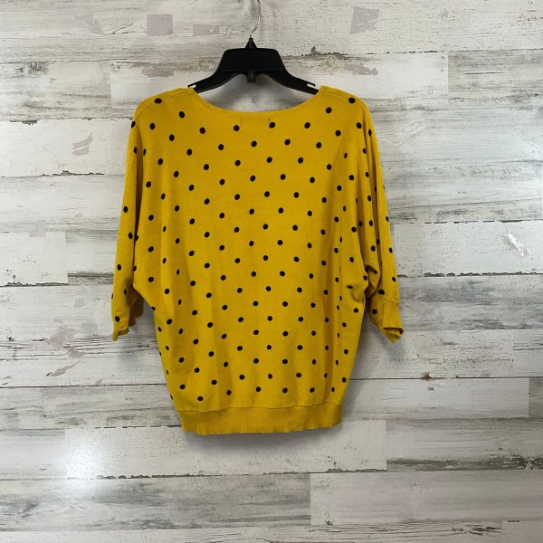 Top Short Sleeve By Premise In Yellow, Size: S Online Sale