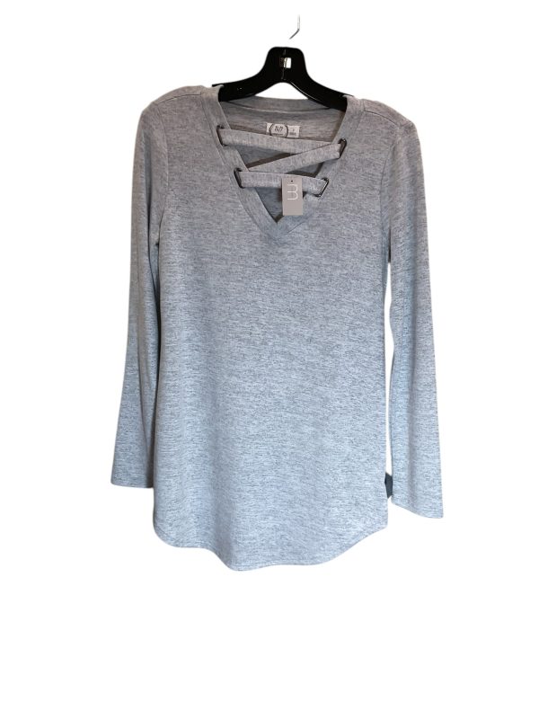 Top Long Sleeve By Maurices In Grey, Size: S Sale