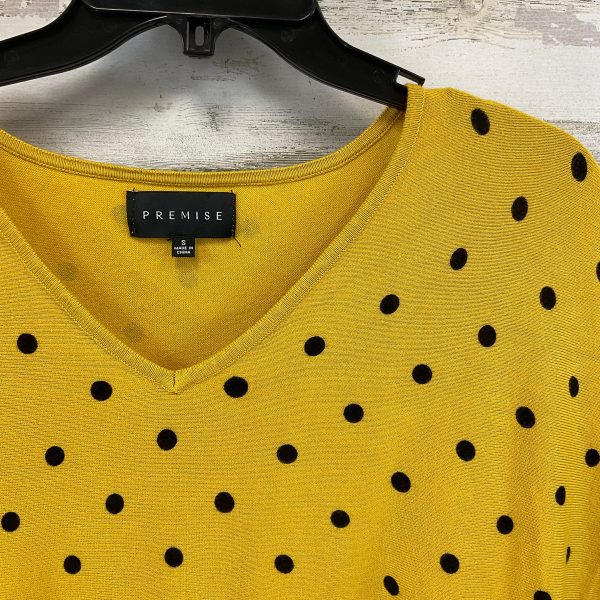 Top Short Sleeve By Premise In Yellow, Size: S Online Sale