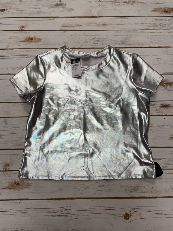 Top Short Sleeve By Rue 21 In Silver, Size: L Discount