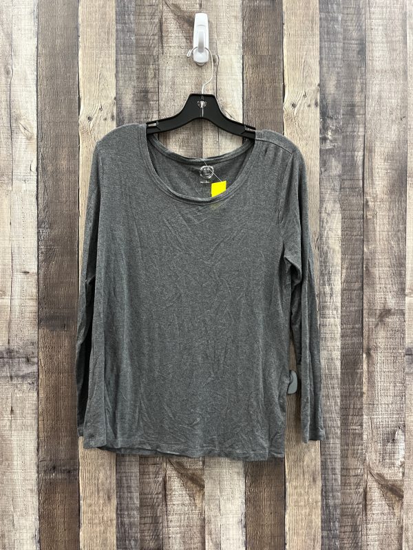 Top Long Sleeve By Maurices In Grey, Size: L Online now