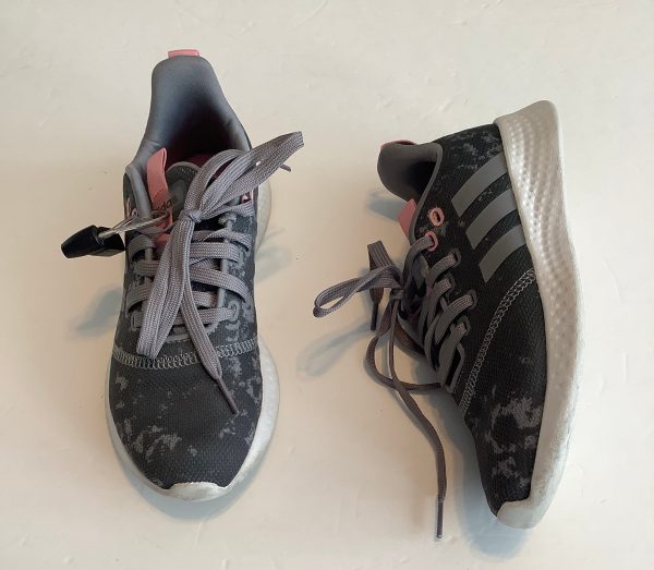 Shoes Sneakers By Adidas In Grey, Size: 6 Online now