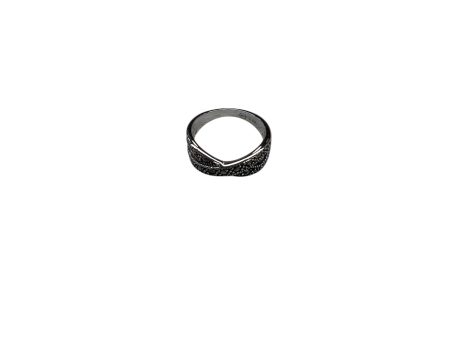 Ring Band By Clothes Mentor In Silver, Size:5 For Cheap