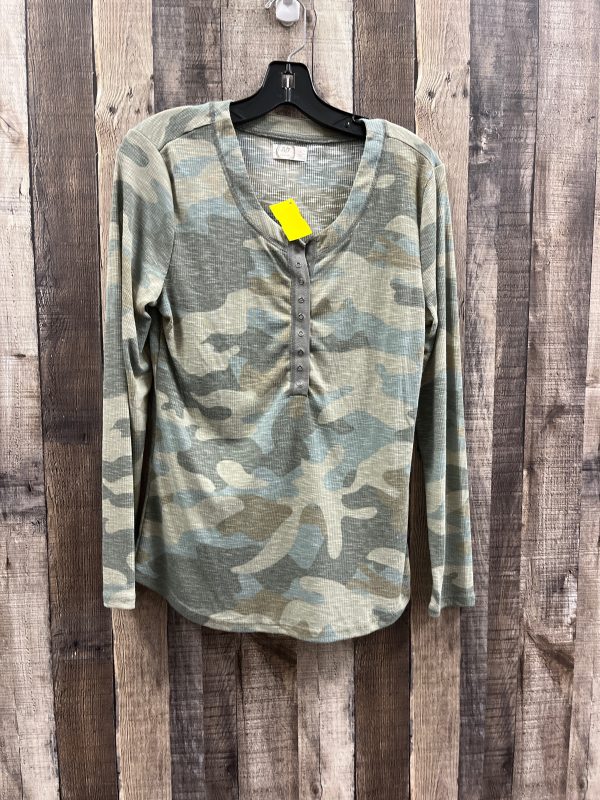 Top Long Sleeve By Maurices In Camouflage Print, Size: L Cheap