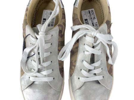 Shoes Sneakers By Clothes Mentor In Camouflage Print, Size: 9 For Discount