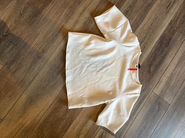 Top Short Sleeve Basic By Spanx In White, Size: M For Cheap