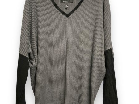 Top Long Sleeve By White House Black Market In Grey, Size: S Hot on Sale