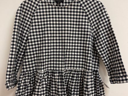 Top Long Sleeve By Clothes Mentor In Blue & White, Size: M Cheap