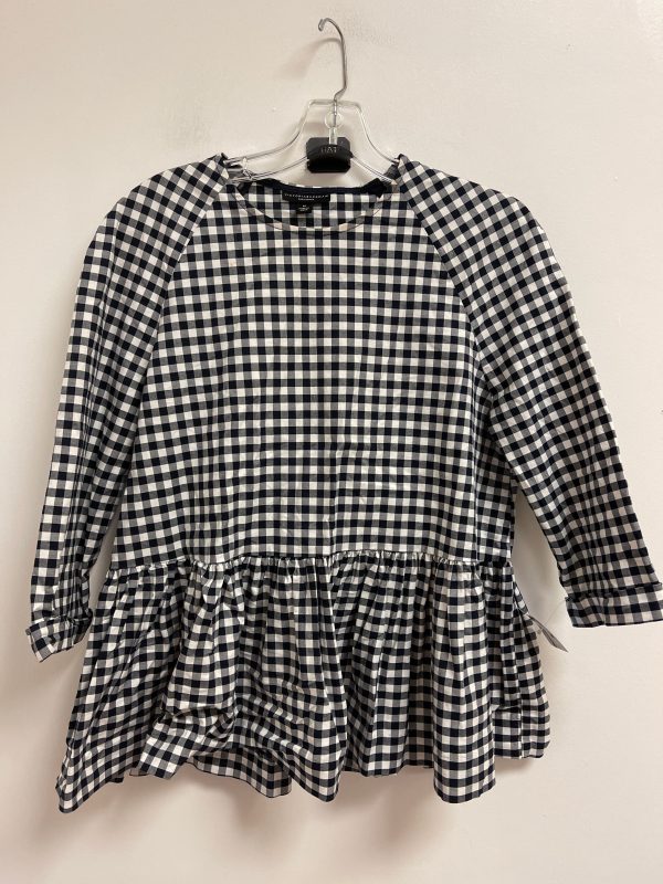 Top Long Sleeve By Clothes Mentor In Blue & White, Size: M Cheap